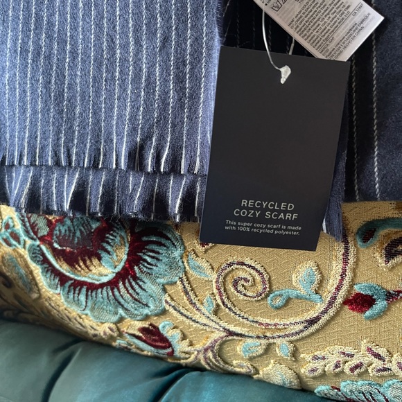 Gap recycled cozy scarf - Picture 6 of 6